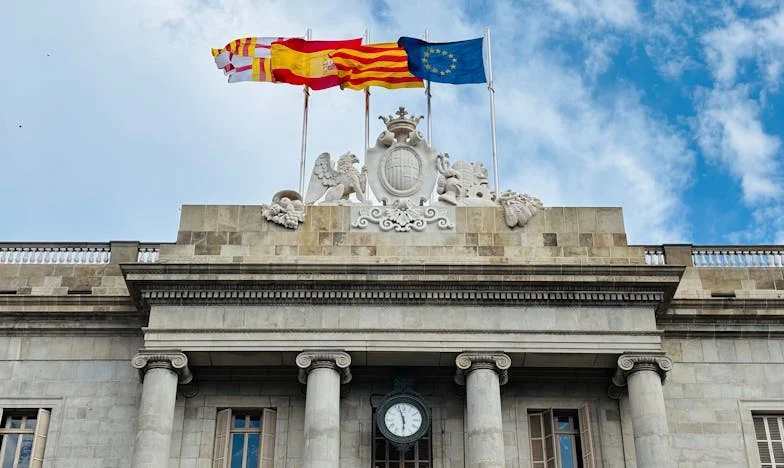 Újraépített hidak: Hogyan találtam vissza a fiamhoz, amikor az apja visszatért az életünkbe