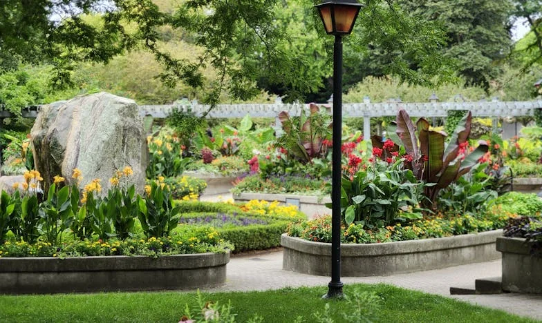 „Anna, mostantól a konyhában alszol” – Egy anya története saját otthonában, ahol már csak teher vagyok