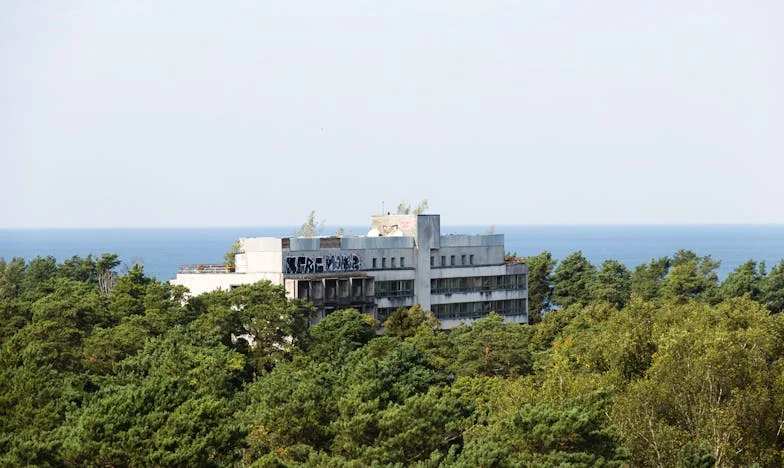 Két Fal Között: Egy Anyós Látogatás, Ami Mindent Megváltoztatott