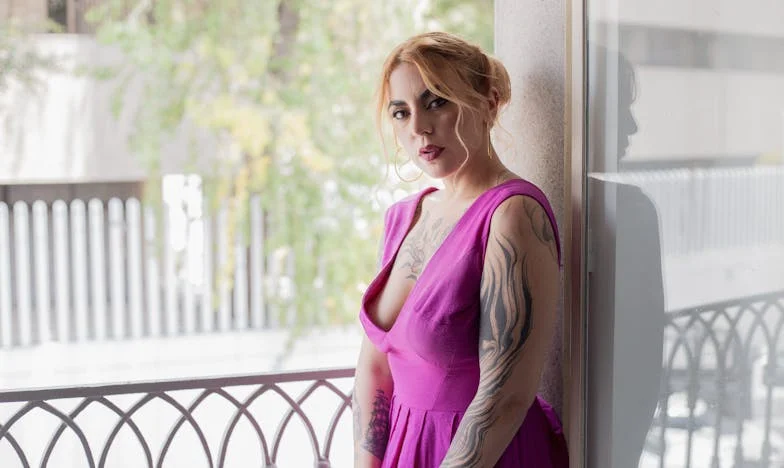 Két tűz között: Hogyan éltem túl, hogy a férjem anyja kisfia maradt