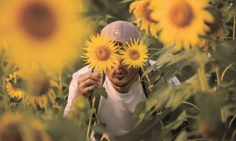 Két tűz között: Egy meny naplója a magyar családi asztalnál