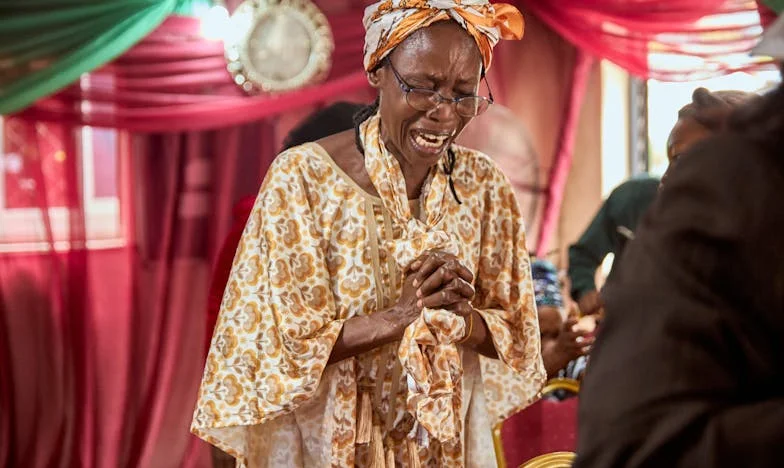 „Mikor a szerelem számlává válik: Tíz év házasságom árnyékában” – Az igazság pillanata Gáborral