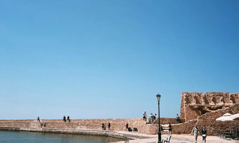 A sógorom titkos borítéka – amikor a családi kötelékek próbára teszik az embert