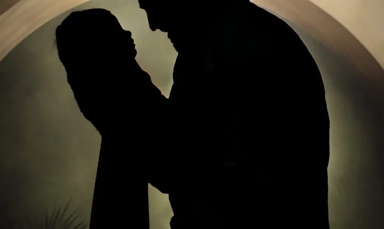 Árulás a konyhaasztalnál: Az én történetem, ahogy a családom darabokra hullott