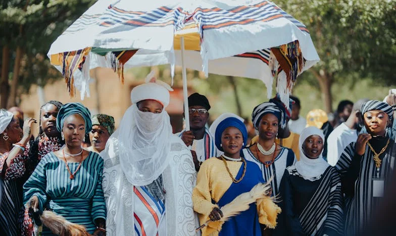 Egy anya megtört szíve: Amikor eltűnt a fiam sírköve, az egész falu titkai felszínre törtek