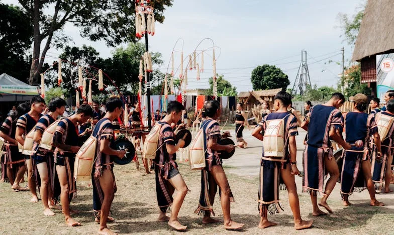 „Ha nem kényeztetted volna el a lányodat, még mindig együtt lennétek” – Egy magyar anyós vallomása a családi széthullásról