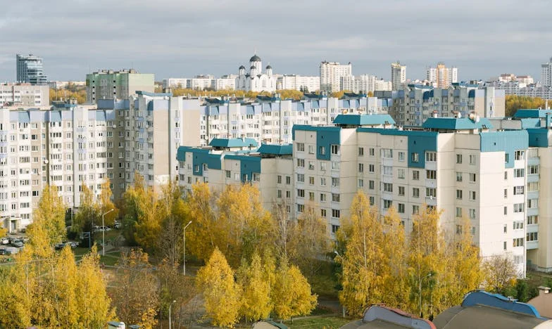 Amikor először mondtam nemet anyámnak: Egy budapesti lány útja a szabadság és bűntudat között