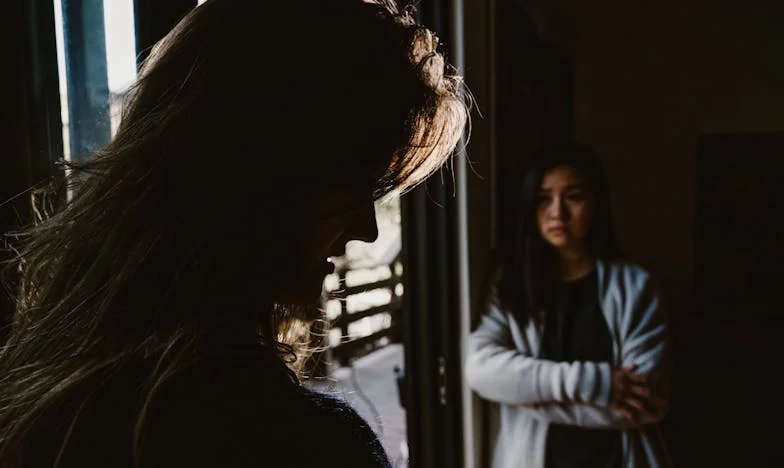 „Elköltöztem a lányomhoz a válása után – de hamar rájöttem, hogy csak vendég vagyok az otthonában”