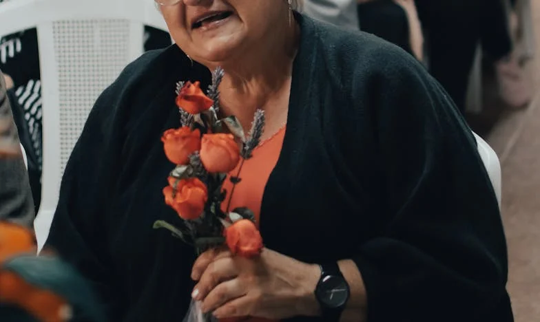 „Zsófi, őszintén, hiányzol. Itt élünk egymás mellett, mégsem beszélünk. Gyere át egy kávéra” – mondta az exem anyja, és én nem tudtam, mire számítsak