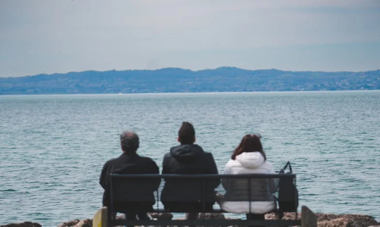 „Gyere most azonnal a lányodért!” — Az a nap, amikor minden darabokra hullott