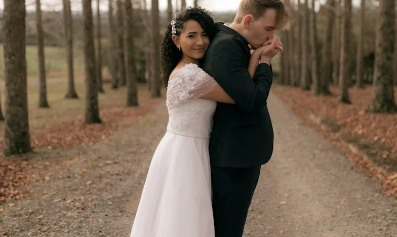 Cuando el pasado llama a la puerta: la traición de Lucía y el regreso de Marcos