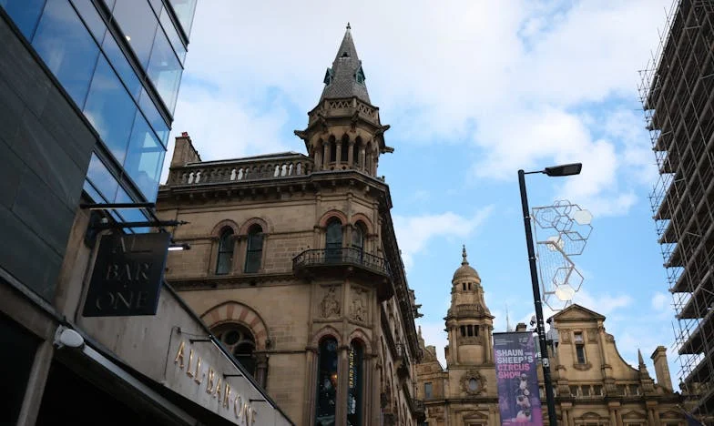 Cuando los compadres se volvieron enemigos: Mi lucha por salvar a mi familia en el día de mi boda