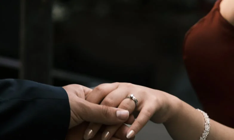 En la penumbra de la madrugada: Cuando mi cuñada y sus hijos llamaron a mi puerta