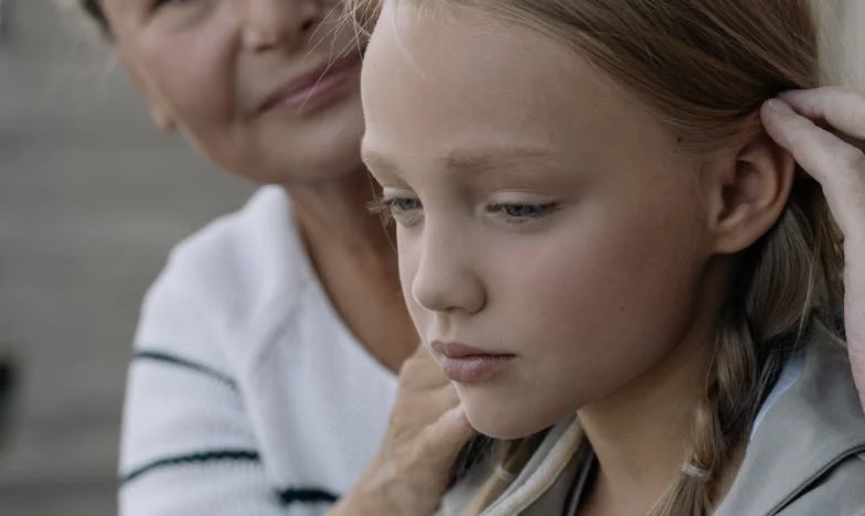 Llamé a la puerta de mi hijo y no me abrió: el dolor de una madre que solo quiere cuidar