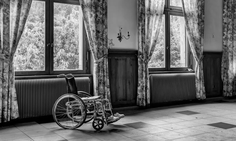 “Mamá, aquí sigue sucio”: La historia de Carmen, la madre que se olvidó de sí misma