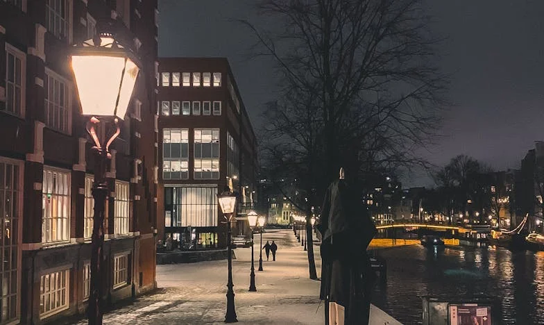 Me fui de casa por amor a un hombre que conocí en un balneario… y mis hijos dicen que estoy loca