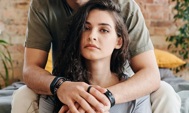 Mi hija volvió tras el divorcio: ¿ayuda o abuso?