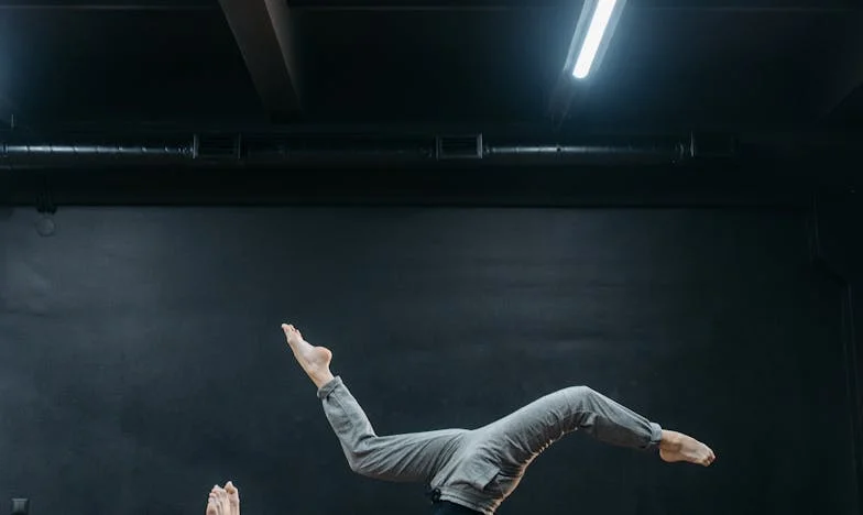 "No te cases, Lucía": La huida de una novia del control familiar en Madrid