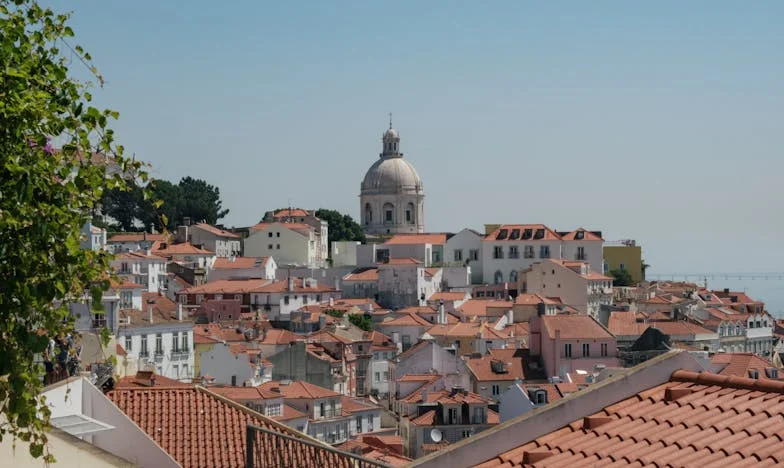 Redención en la sombra: cómo la fe me salvó tras mi mayor error