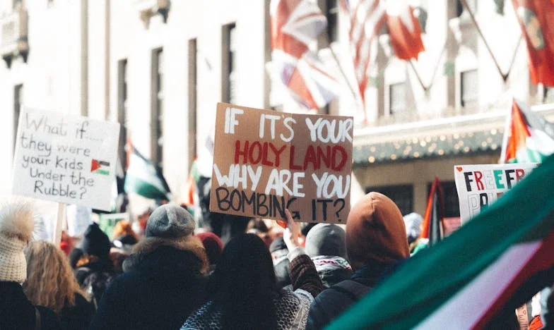 ¿Solo sirvo para trabajar? Mi familia me ve como la criada, pero nunca como parte de ellos