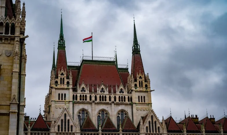 Cuando el amor por la familia se convierte en una jaula: mi semana en casa de mi hija en Sevilla