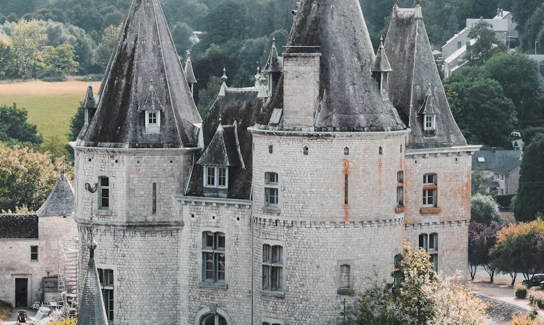 Cuando el pasado llama a la puerta: El reencuentro que lo cambió todo