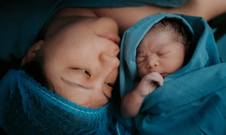 Despedida en el cruce: La historia de un padre roto y el perdón imposible