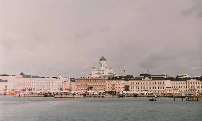 En mi 55 cumpleaños, mi marido hizo las maletas: Historia de una traición y un nuevo comienzo