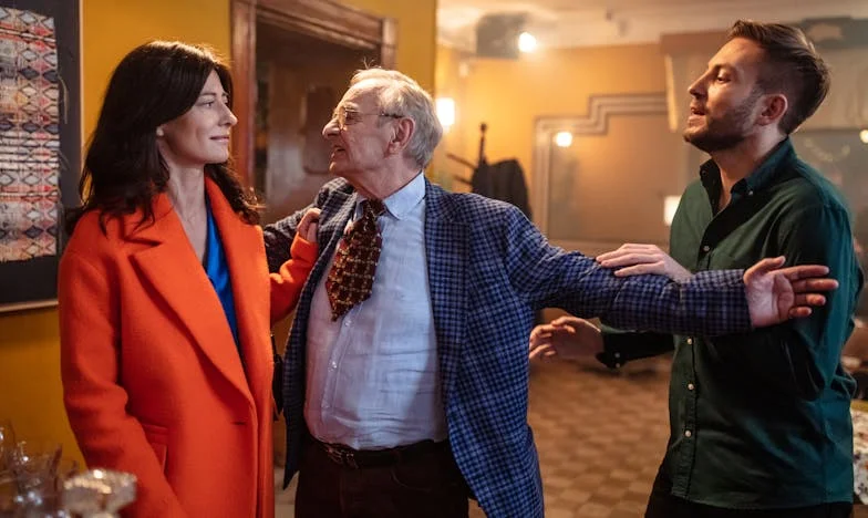 ¿Entonces, estamos de acuerdo? ¡Pide ese préstamo! – Confesiones de una nuera atrapada en la realidad española