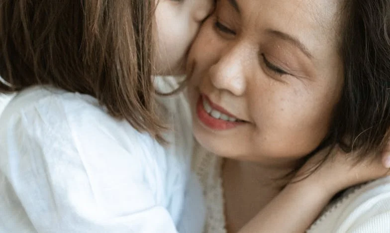 “Esta es la casa de mi nieto. No te atrevas a dividirla” – La batalla con mi exsuegra por lo único que me quedaba tras el divorcio