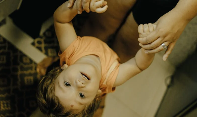 Rechacé cuidar de mi nieta y ahora toda mi familia me ha dado la espalda