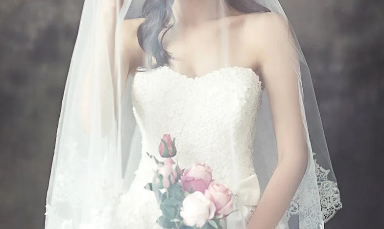 Treinta años juntos, y de repente me quedé sola: El relato de una mujer abandonada