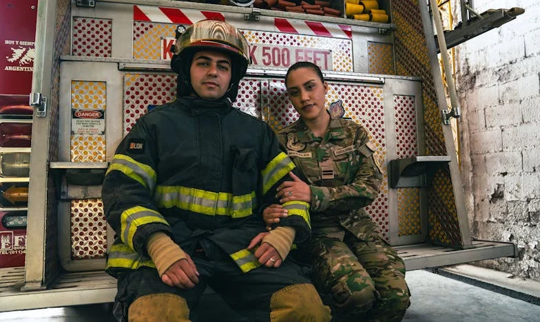 Das Haus, in dem Hosen verboten sind – Eine Familie, Regeln und der Mut, man selbst zu sein