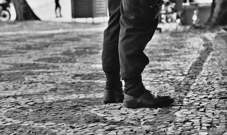 Im Schatten der Trennung: Wenn eine Mutter ihren Sohn verliert