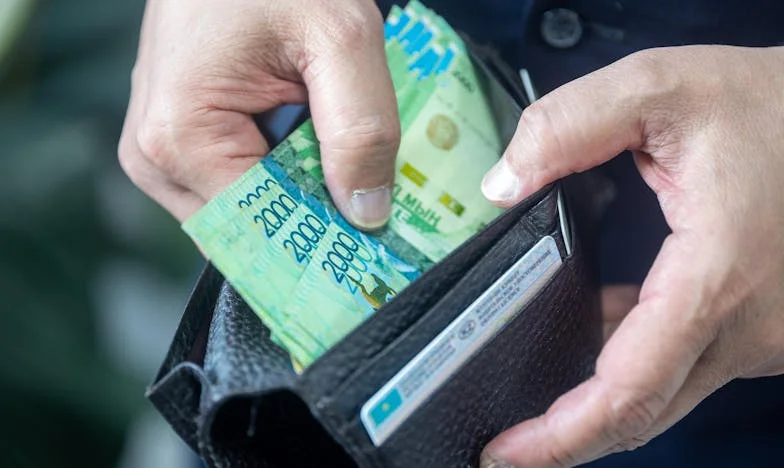 Po sześćdziesiątce przyzwyczaiłam się do samotności. Aż na przystanku autobusowym ktoś zapytał, czy nadal lubię Tokarczuk…
