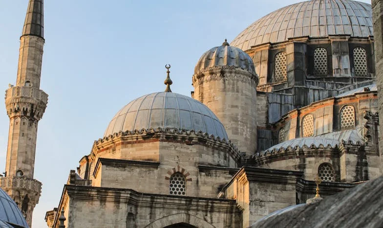 Chcę wrócić do byłej żony: nowa okazała się pomyłką. Historia Marka z małego miasteczka nad Wisłą