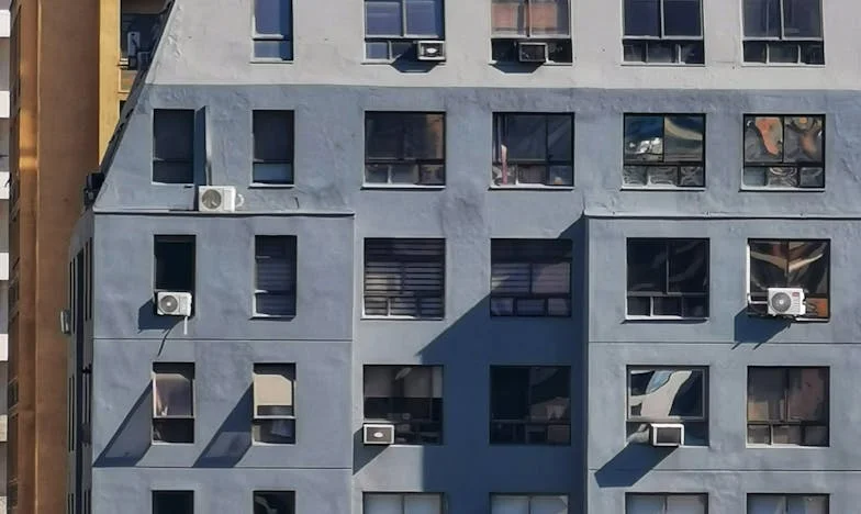 Pod jednym dachem: Moja wojna z teściową