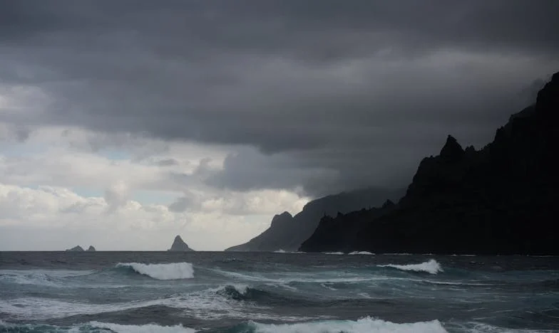 Jak nauczyłam się mówić „nie” mojej teściowej: Moja walka o własne granice i szczęście