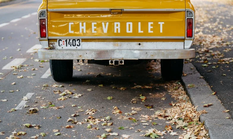 Między garnkami a ciszą: Codzienna walka przy stole