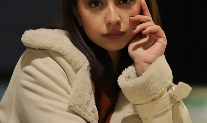 Moja córka wstydzi się mnie, bo nie stać mnie na prezenty – czy bieda odbiera mi prawo do bycia matką?