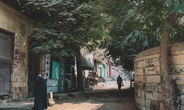 Odrzucona jak zepsuty przedmiot: Historia dziewczynki z domu dziecka i kobiety, która nie potrafiła zapomnieć