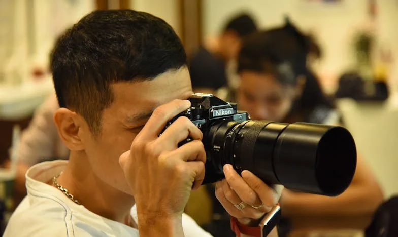 Wyprowadzka za miesiąc! – Historia o rodzinnych konfliktach i poszukiwaniu własnego miejsca