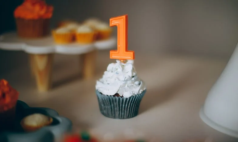 Zdrada po pięćdziesiątce: Jak nowe perfumy zmieniły moje życie na zawsze