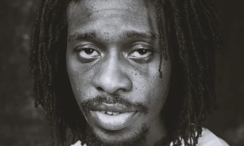 Cień obcej kobiety w moim małżeństwie: Czy można wybaczyć zdradę?