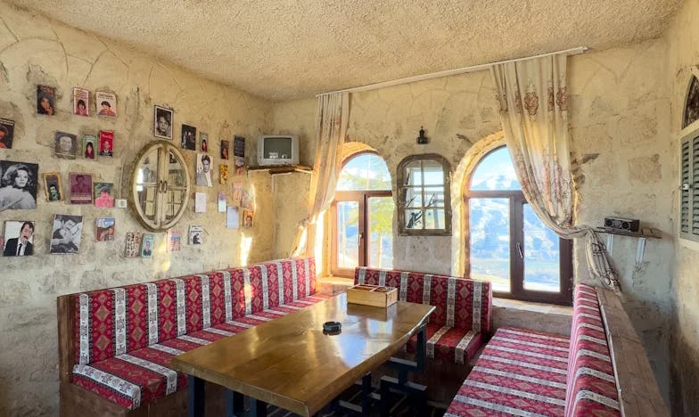 Mama przyjeżdża? Odwołaj! Będzie moja była! – Historia o rodzinnych tajemnicach i nieoczekiwanych sojuszach