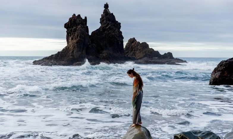 Między szczytem a przepaścią: Historia o miłości, ambicji i stracie