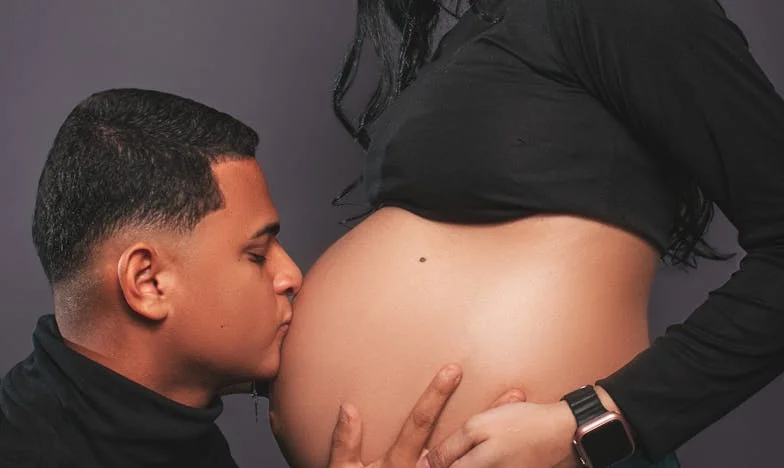 „Powiedział, że bez niego zginiemy. Rok później byłam właścicielką jego firmy” – Historia Anny z Warszawy