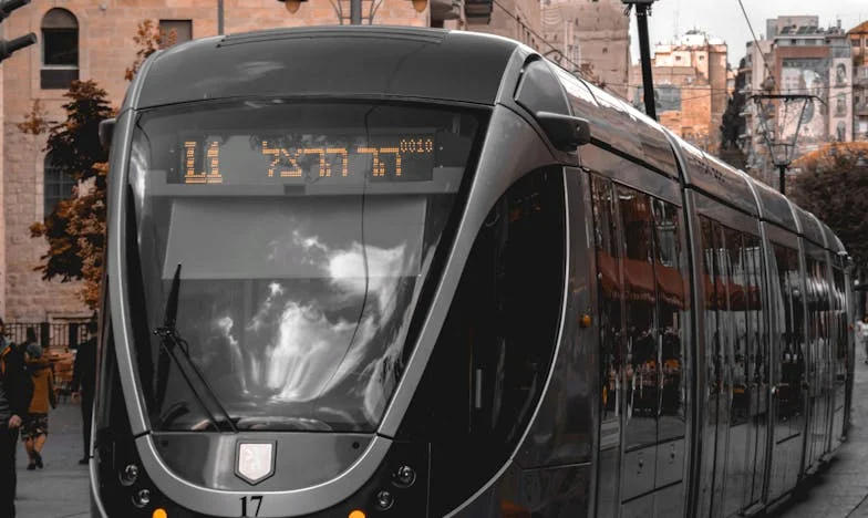 "Rodzice Michała nigdy mnie nie zaakceptowali. Woleli wybrać mu 'odpowiednią' dziewczynę": Prawdziwa historia o tym, jak status społeczny niszczy miłość