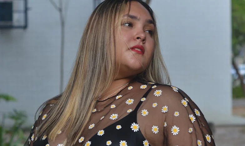 Zdrada mojego syna zniszczyła naszą rodzinę. Ale to była jego była żona, która podała mi rękę, gdy najbardziej tego potrzebowałam.