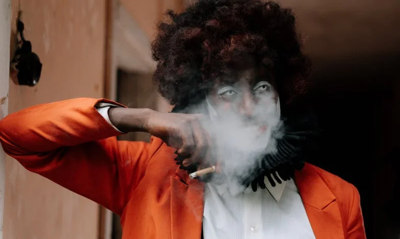 Gdy własna córka rzuca mi w twarz: „Ty sobie żyjesz, a my toniemy w długach” — i nagle moja emerytura przestaje być tylko moja